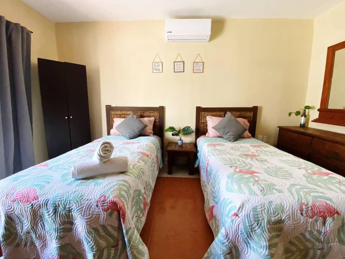 W/ Prime Location Mexican Colonial Style Apartamento Playa del Carmen