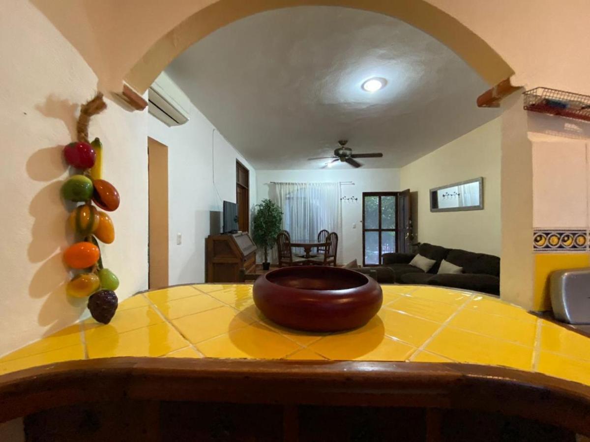 W/ Prime Location Mexican Colonial Style Apartamento