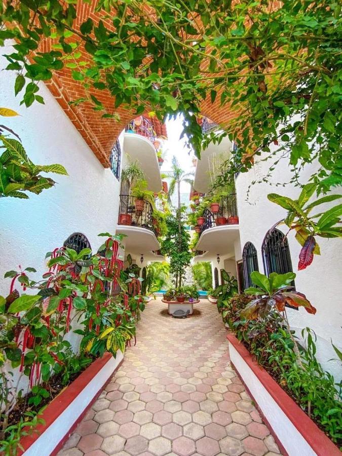 W/ Prime Location Mexican Colonial Style Apartamento