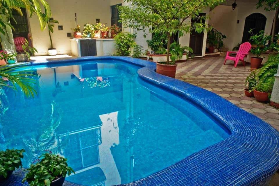 W/ Prime Location Mexican Colonial Style Apartamento